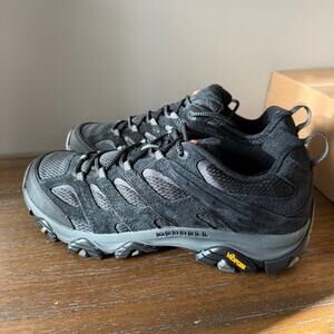 Merrell Men’s Moab 3 Black Leather Waterproof Hiking Shoe- Size 10
